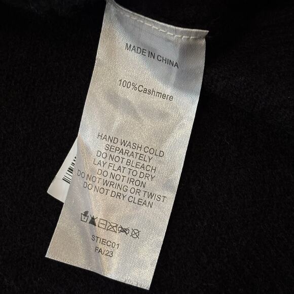 Quince Women's 100% Mongolian Cashmere Boatneck Sweater Black Large NWT - Picture 5 of 5